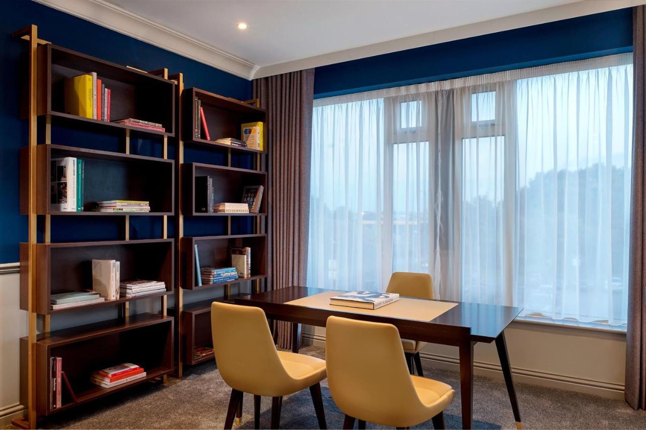Sheraton Heathrow Hotel 4*