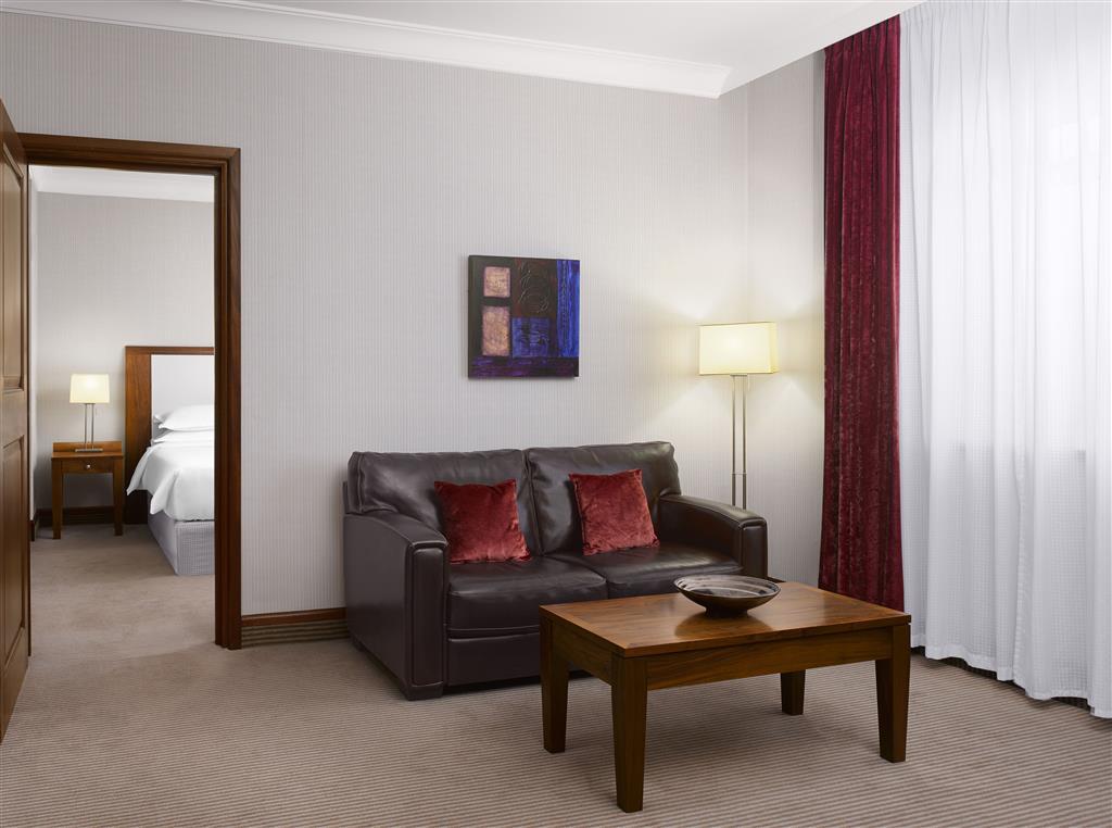 Sheraton Heathrow 4* Hillingdon